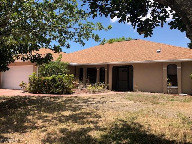 833 SW 37th St., Cape Coral, FL 33914