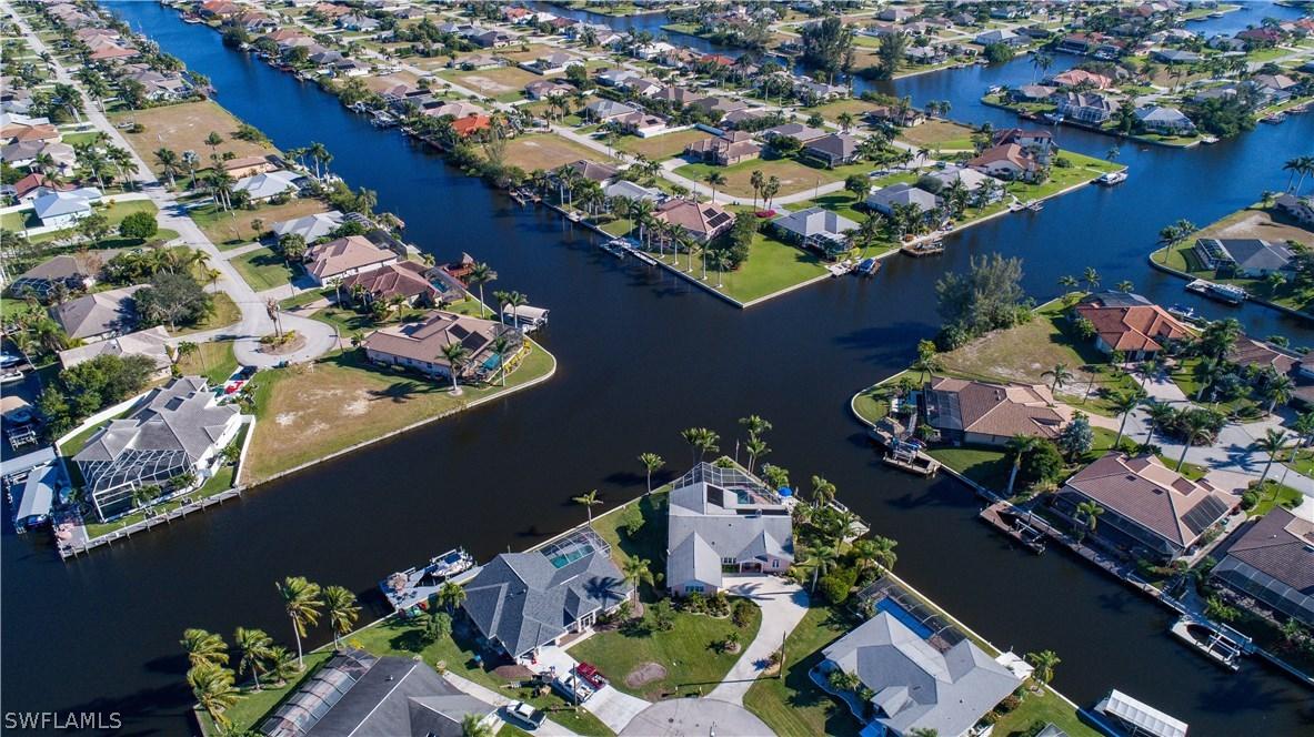 2802 SW 37th Ter., Cape Coral, FL 33914