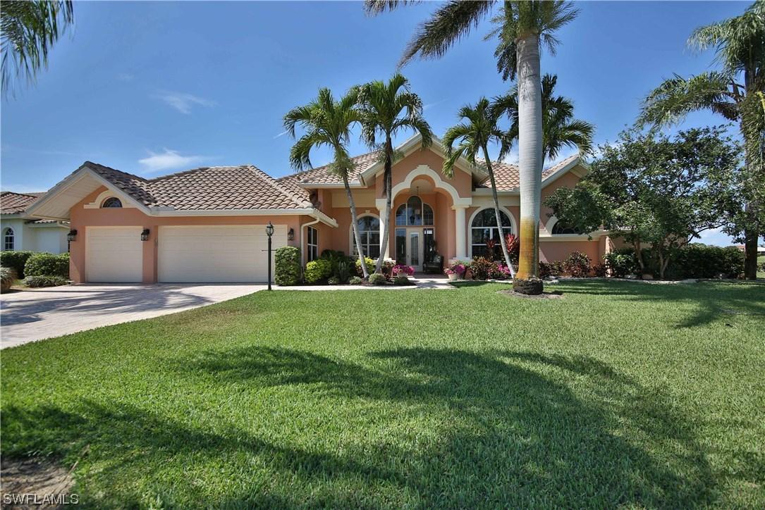 9837 Alhambra Ln., Bonita Springs, FL 34135