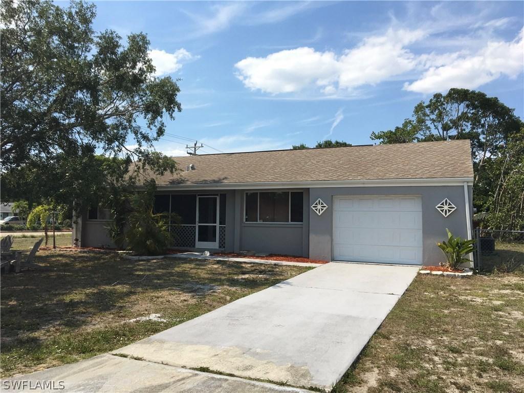 903 SE 34th Ter., Cape Coral, FL 33904