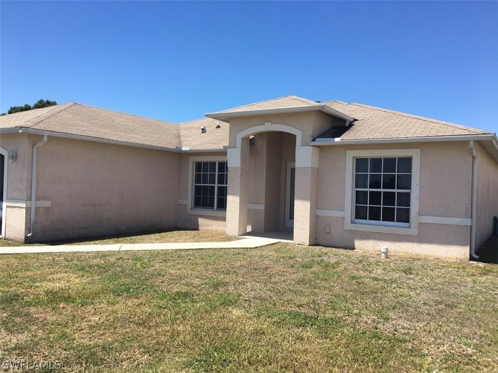 2228 NW 9th Pl., Cape Coral, FL 33993