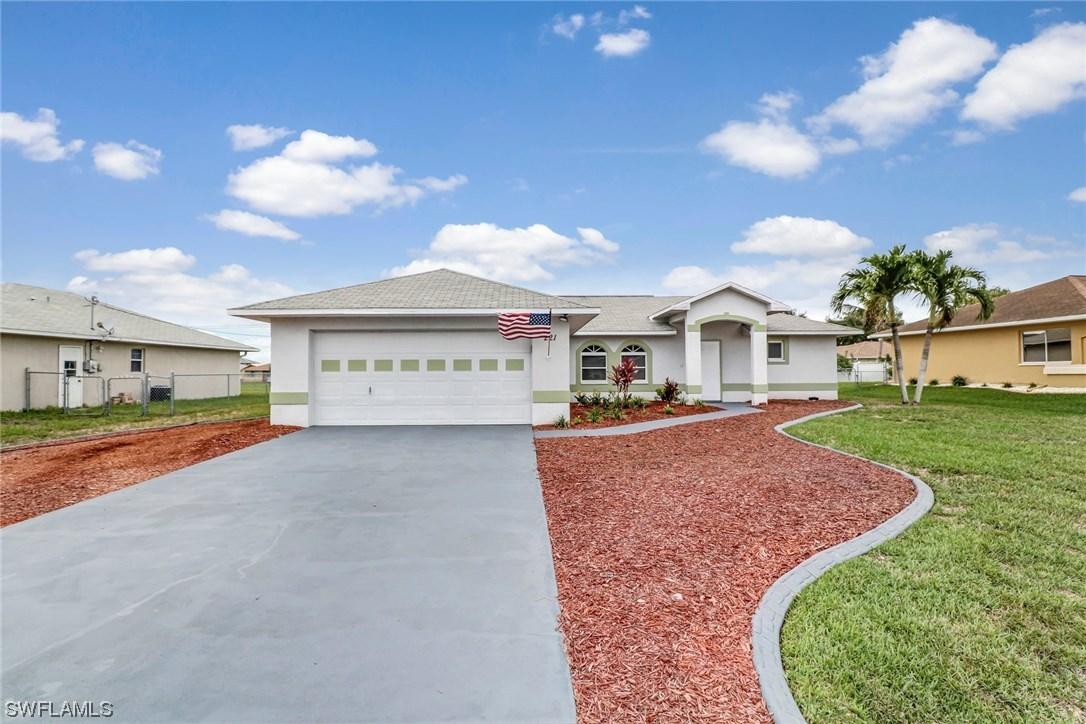 221 Nicholas Pkwy., Cape Coral, FL 33991