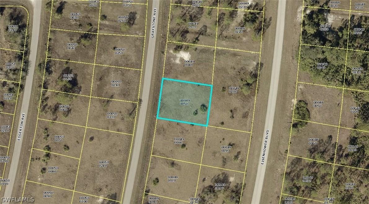 1083 Graystone Ave., Lehigh Acres, FL 33974