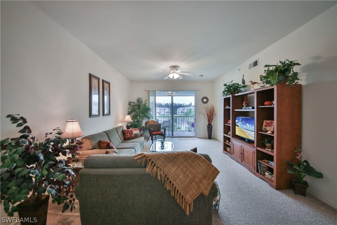 16685 Lake Circle Dr. #1035, Fort Myers, FL 33908