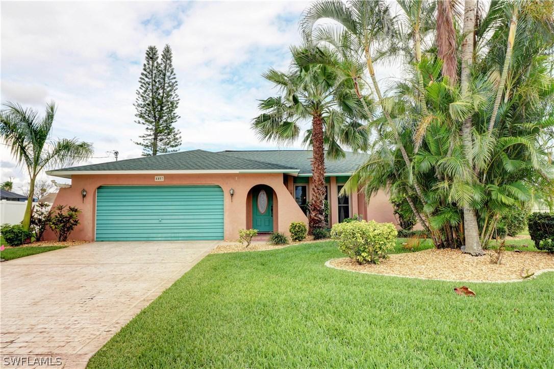 4407 SE 20th Ave., Cape Coral, FL 33904