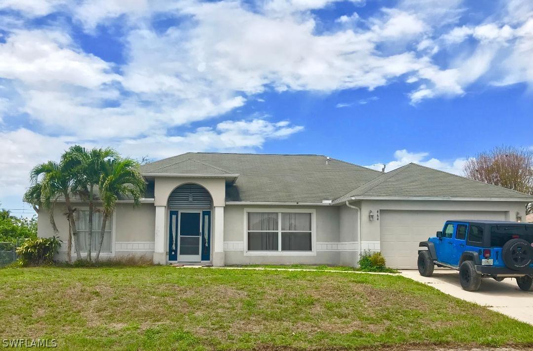 464 NE 1st Pl., Cape Coral, FL 33909