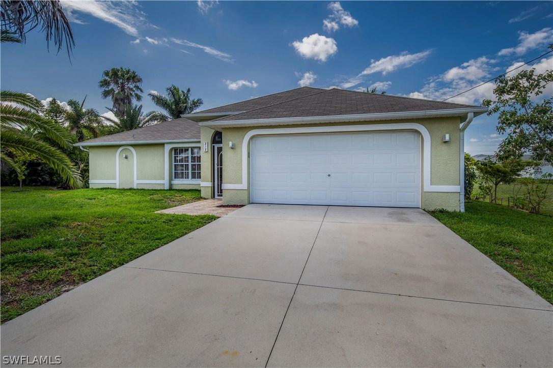 212 NW 29th St., Cape Coral, FL 33993