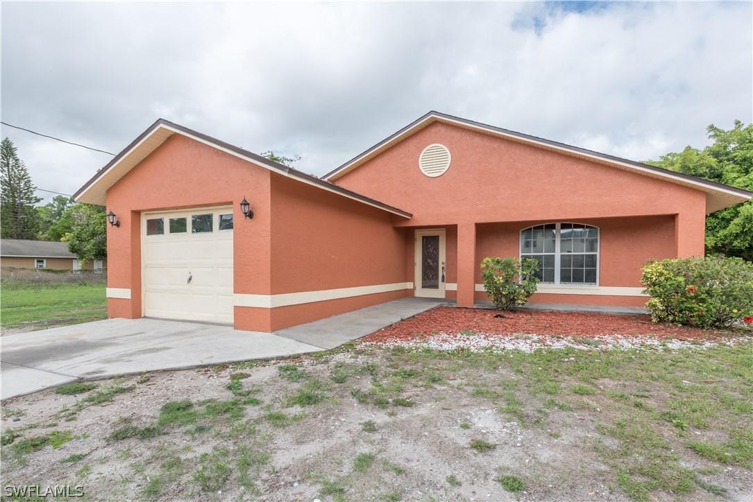 1860 Velasco St., Fort Myers, FL 33916