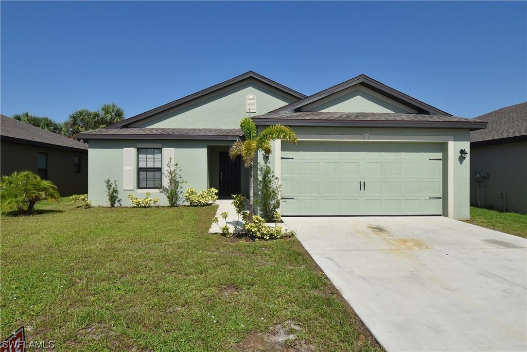 375 Shadow Lakes Dr., Lehigh Acres, FL 33974