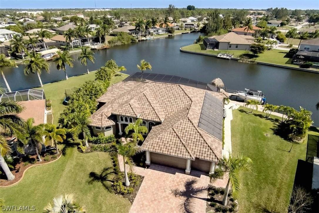 3905 SW 25th Ct., Cape Coral, FL 33914