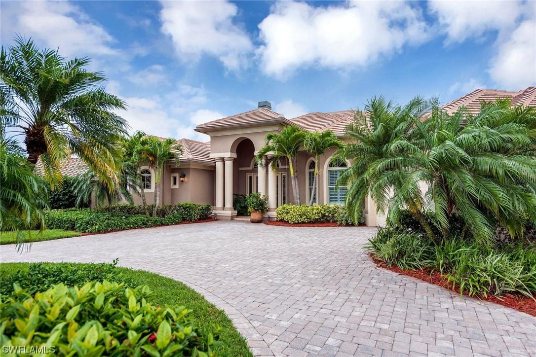 8933 Lely Island Cir., Naples, FL 34113