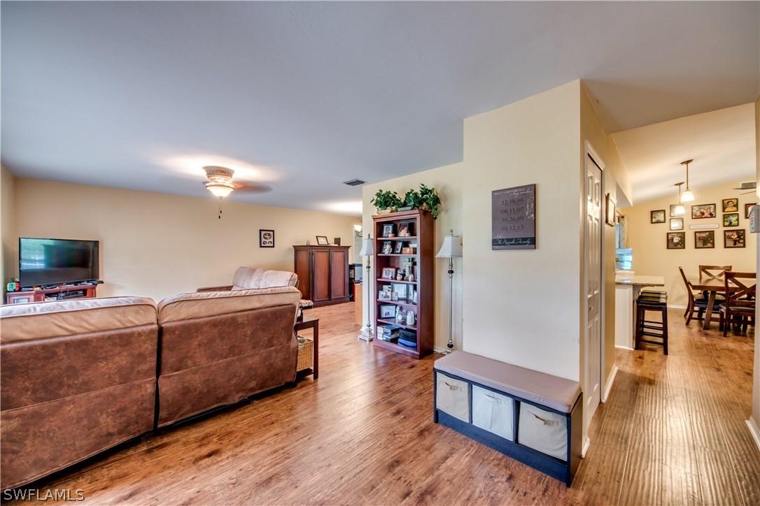 1813 SW 21st St., Cape Coral, FL 33991