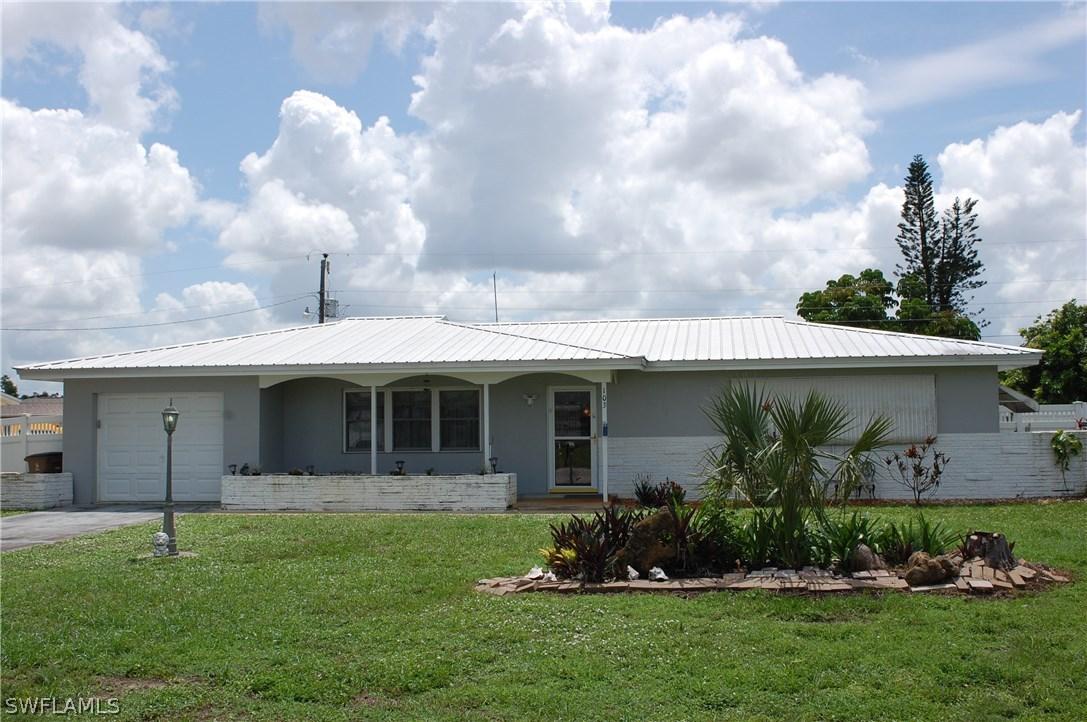 103 Maple Ave., Lehigh Acres, FL 33936
