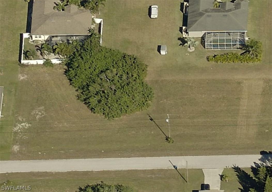 104 NW 30th Pl., Cape Coral, FL 33993