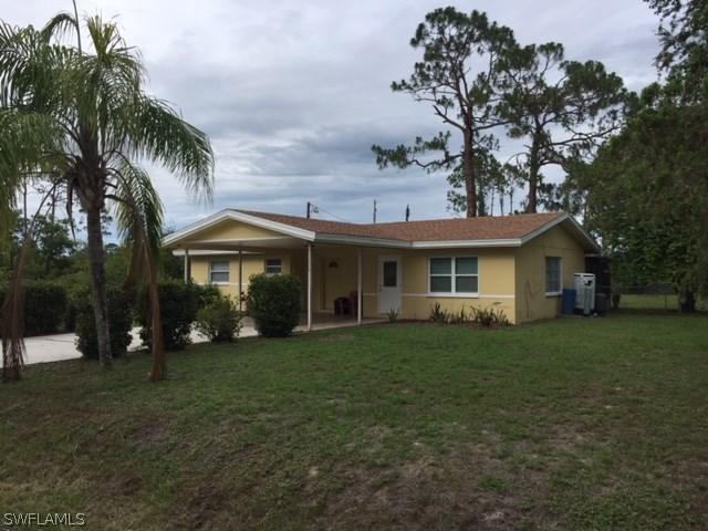 1216 Richmond Ave., Lehigh Acres, FL 33972