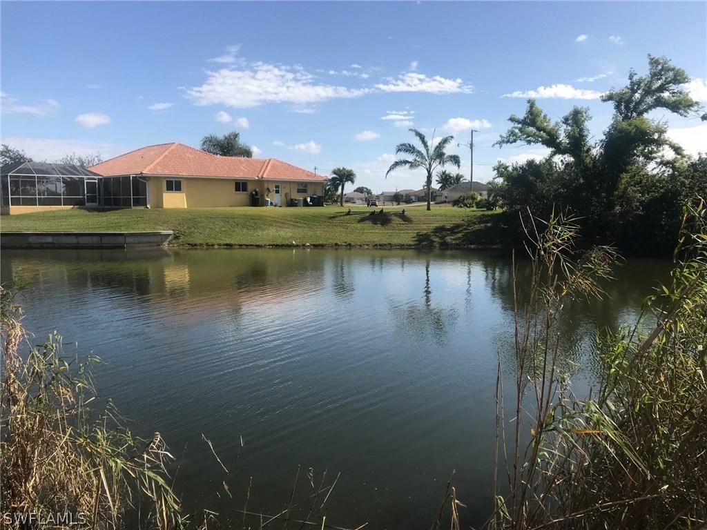813 NE 5th Ave., Cape Coral, FL 33909