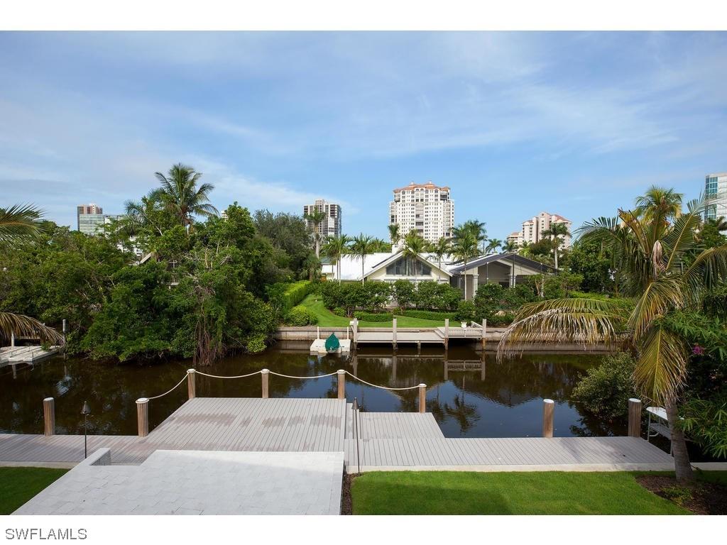 5071 Seashell Ave., Naples, FL 34103