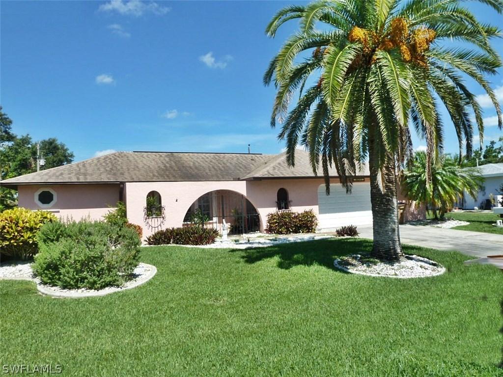 3604 SE 8th Pl., Cape Coral, FL 33904