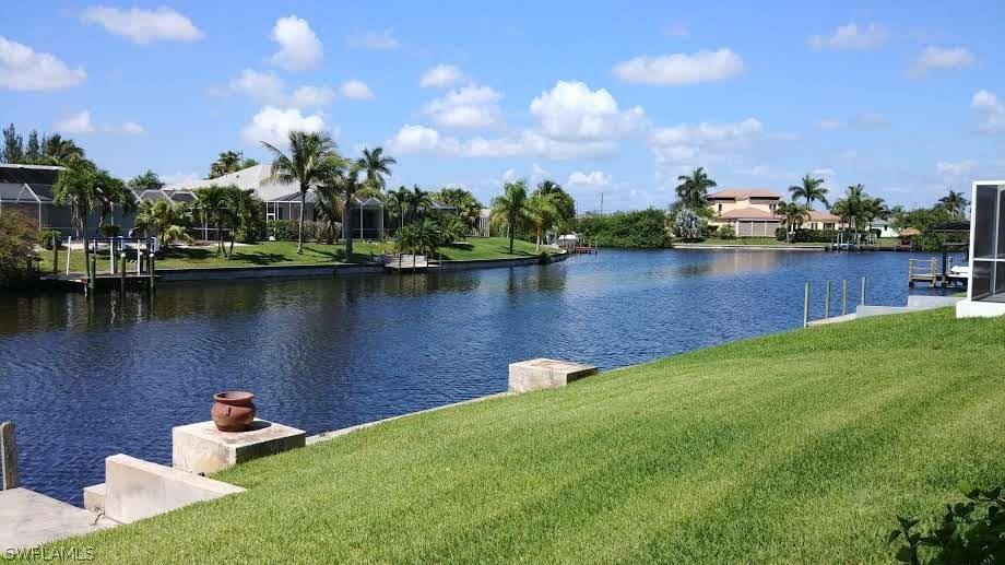 2013 SW 41st St., Cape Coral, FL 33914