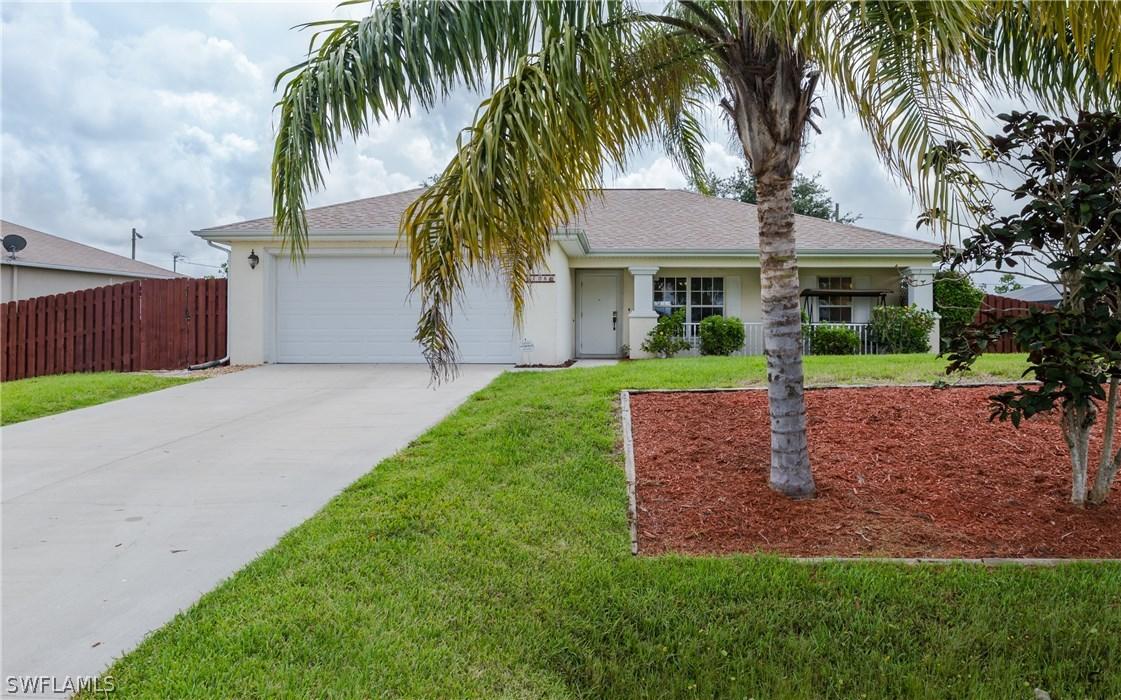 106 NW 1st Pl., Cape Coral, FL 33993