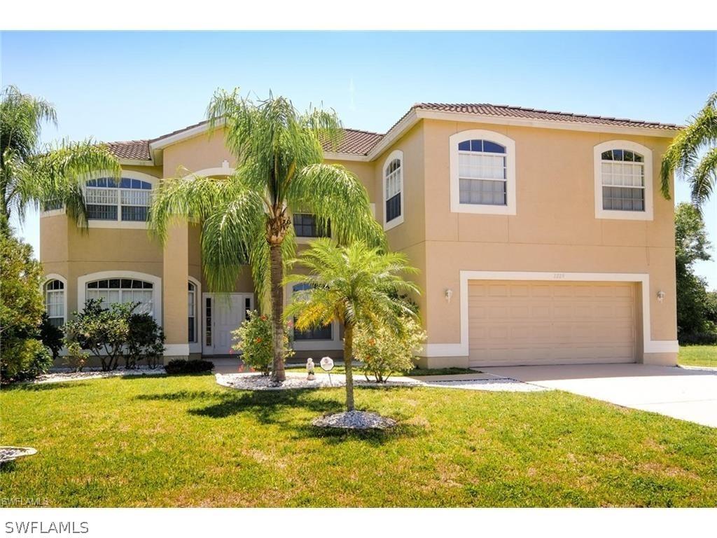 2229 SE 17th Pl., Cape Coral, FL 33990