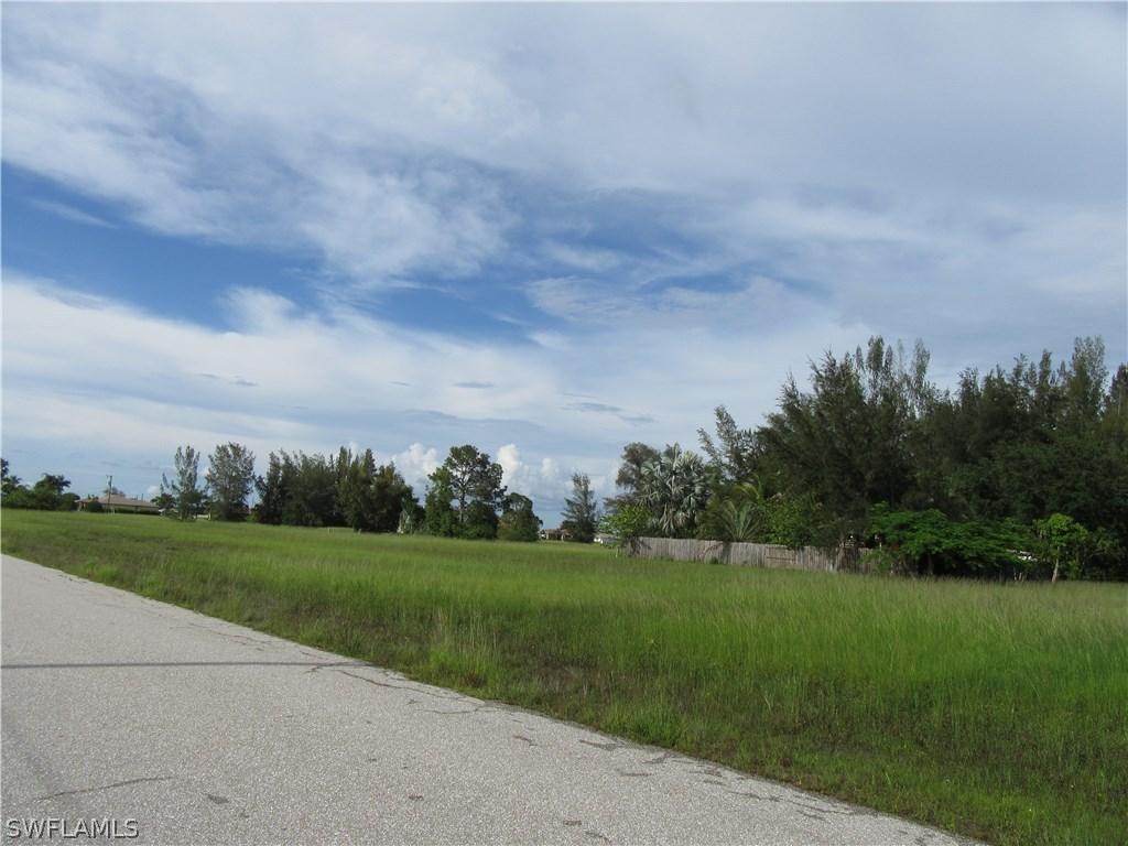 1709 NW 2nd Ave., Cape Coral, FL 33993