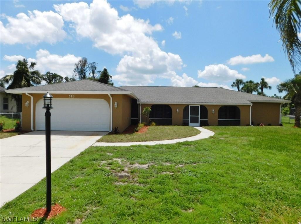 513 Hamilton Ave., Lehigh Acres, FL 33972