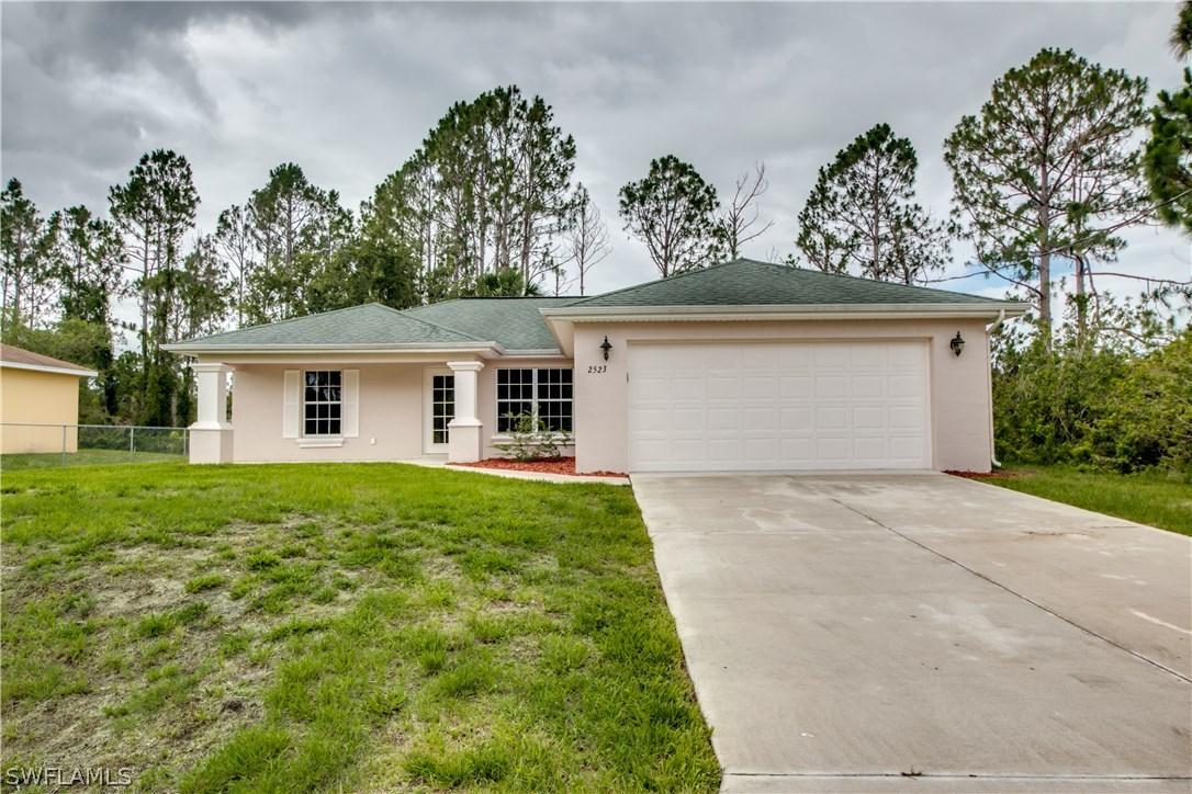 2523 40th St., Lehigh Acres, FL 33971