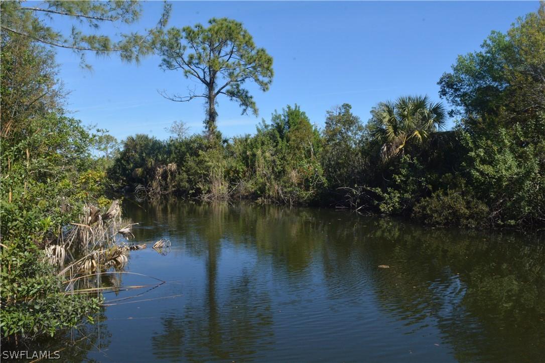 3229 NE 15th Ave., Cape Coral, FL 33909