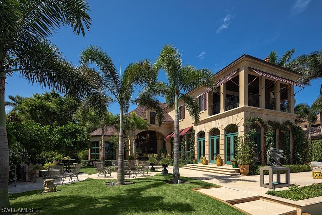 555 Admiralty Parade, Naples, FL 34102