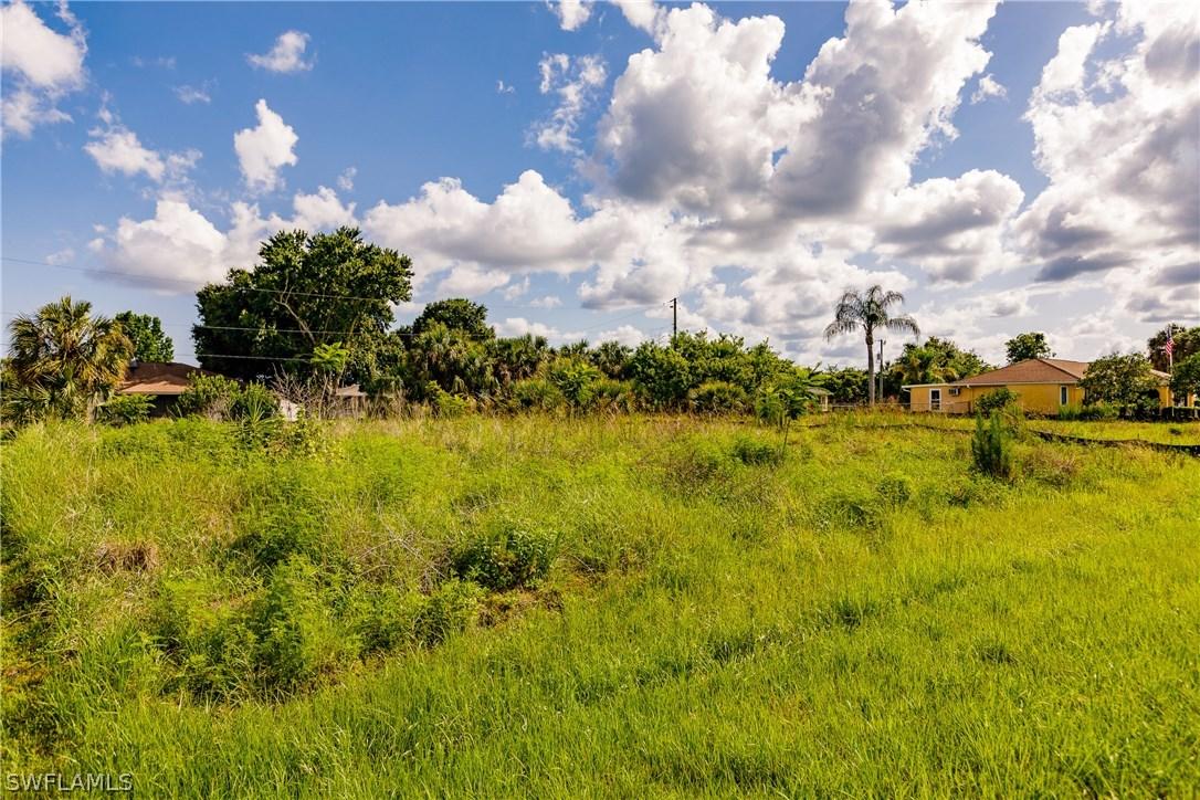 22293 Columbus Ave., Port Charlotte, FL 33954