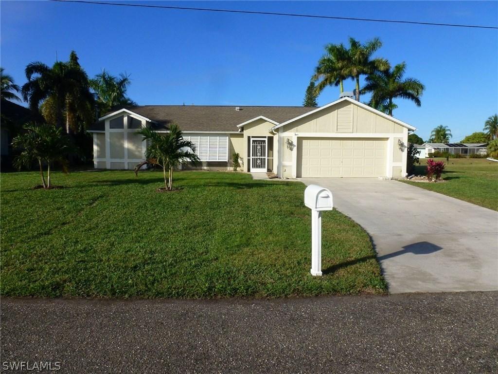 2526 SE 23rd Pl., Cape Coral, FL 33904