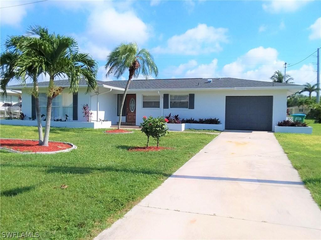 1609 SE 28th Ter., Cape Coral, FL 33904