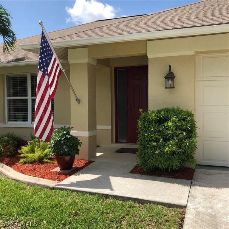 408 SE 30th St., Cape Coral, FL 33904