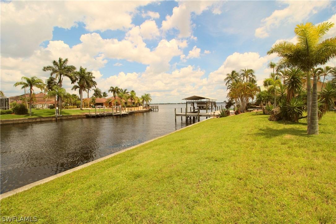 2739 SE 24th Ave., Cape Coral, FL 33904