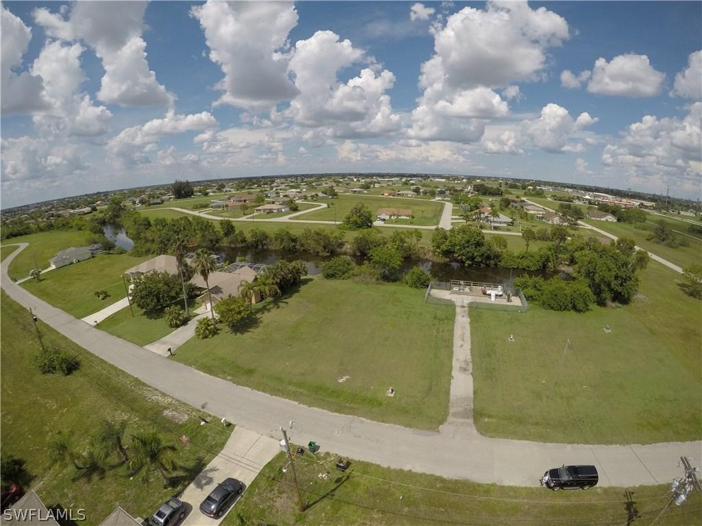 433 NE 5th Ave., Cape Coral, FL 33909