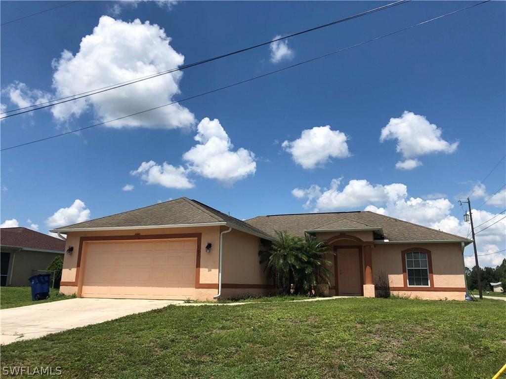 105 Curtis Ave., Lehigh Acres, FL 33971