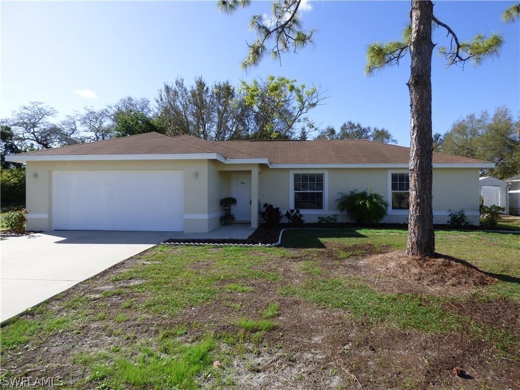 702 E 3rd St., Lehigh Acres, FL 33936