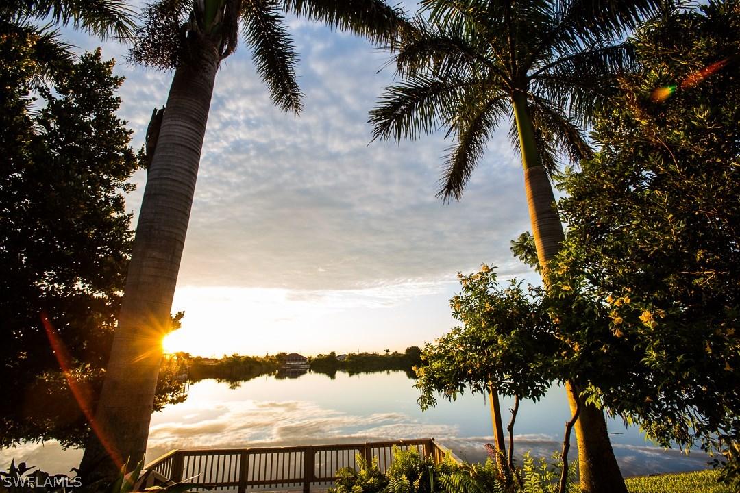 1517 NW 10th Ave., Cape Coral, FL 33993