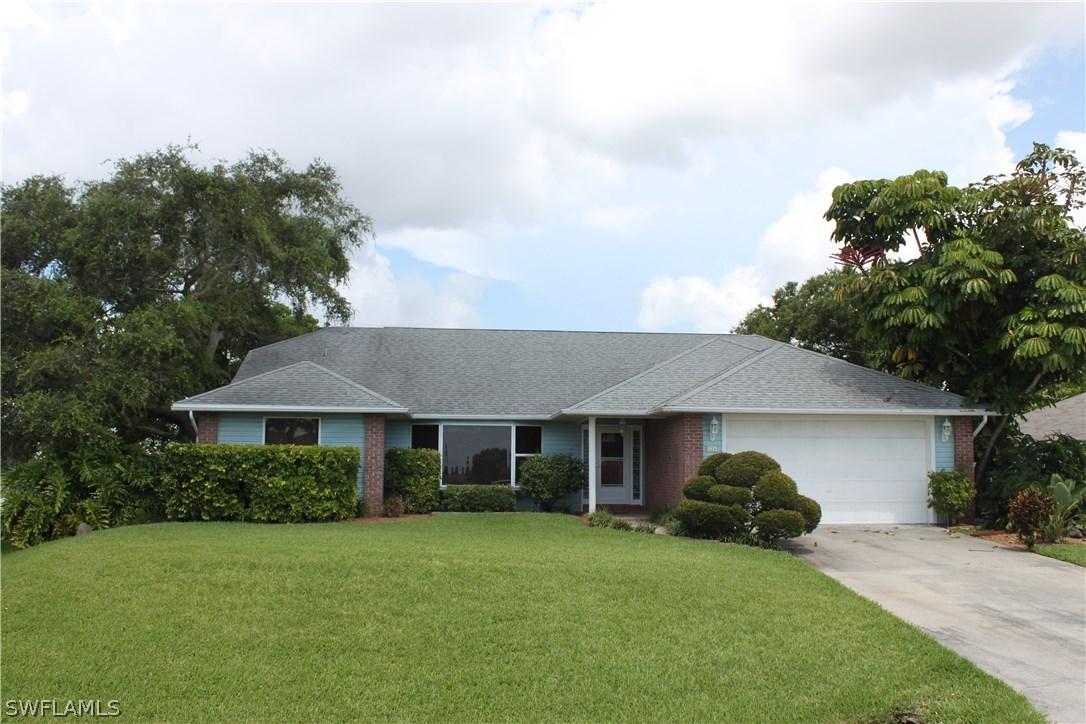 224 SE 2nd Pl., Cape Coral, FL 33990