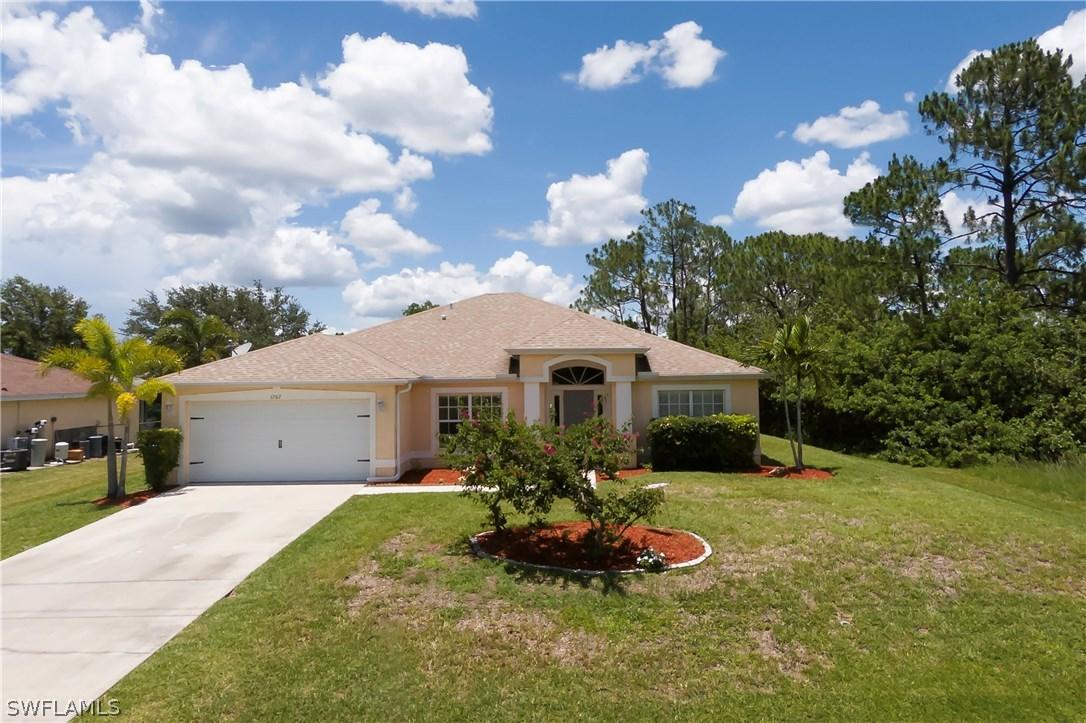 1707 NW 11th St., Cape Coral, FL 33993