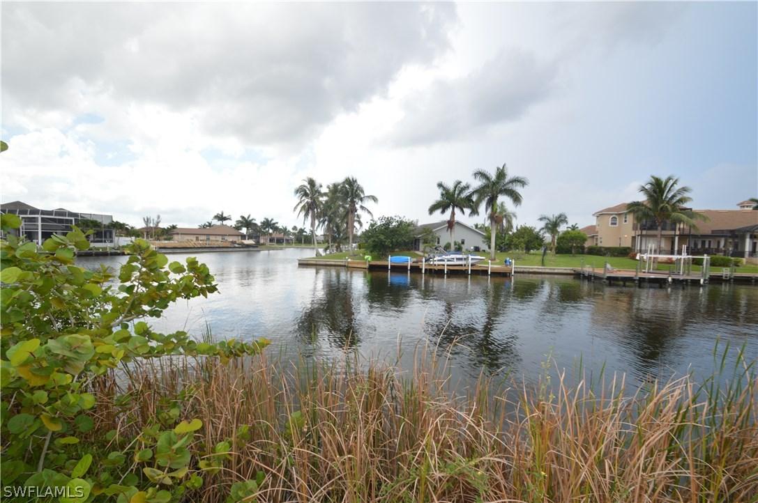 2812 SW 36th Ter., Cape Coral, FL 33914