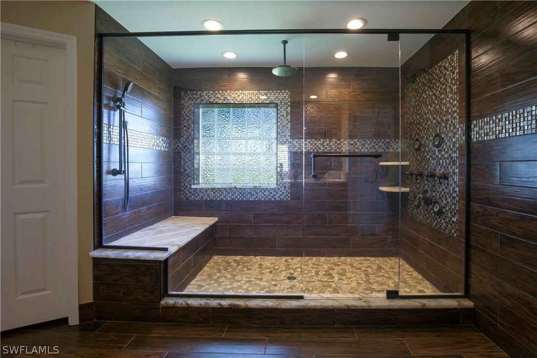 1620 NW 7th Pl., Cape Coral, FL 33993