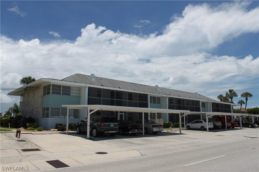 4427 Country Club Blvd. #H8, Cape Coral, FL 33904