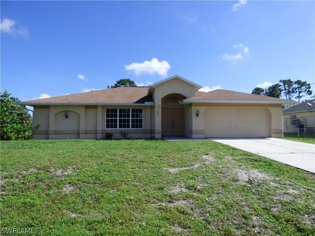 1243 Eclair St., Lehigh Acres, FL 33974