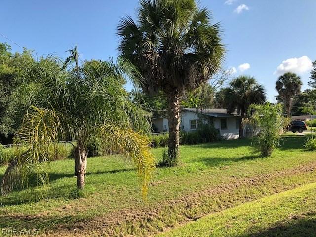 4923 Garcia Ave., Fort Myers, FL 33905