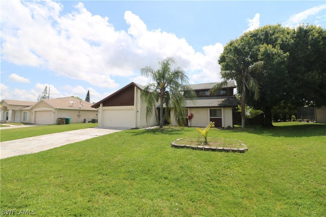 929 SW Santa Barbara Pl., Cape Coral, FL 33991