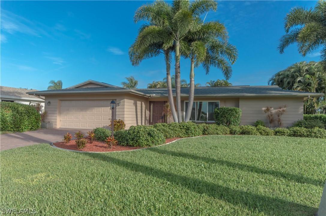 1515 Tredegar Dr., Fort Myers, FL 33919