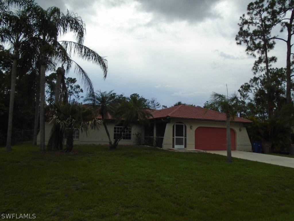 421 Canton Ave., Lehigh Acres, FL 33972