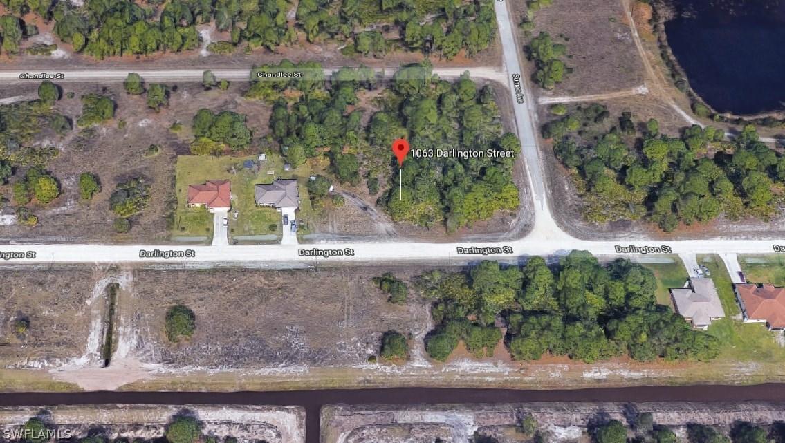 1063 Darlington St., Lehigh Acres, FL 33974